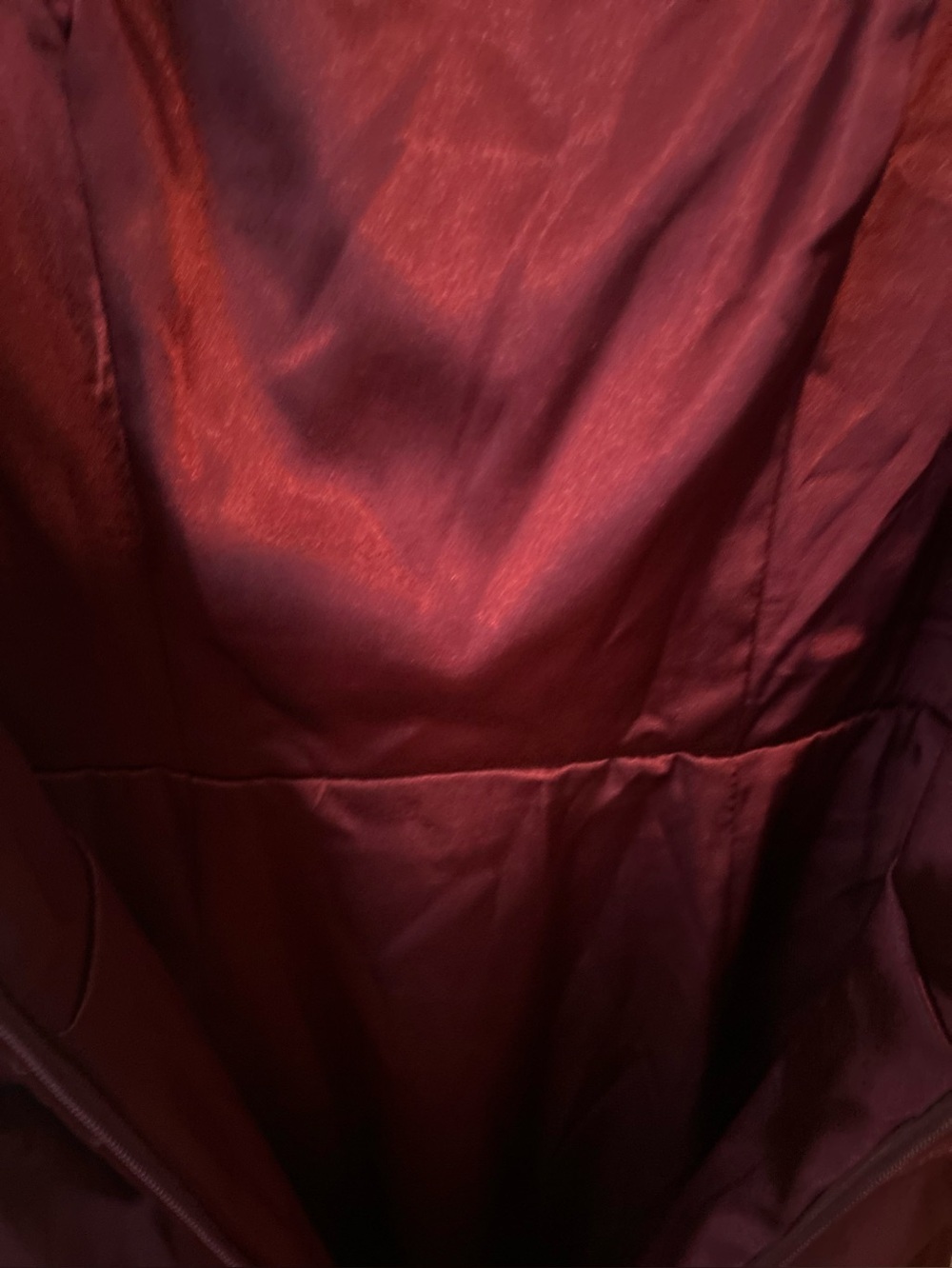 Le Château ruched dress - Picture 9 of 13